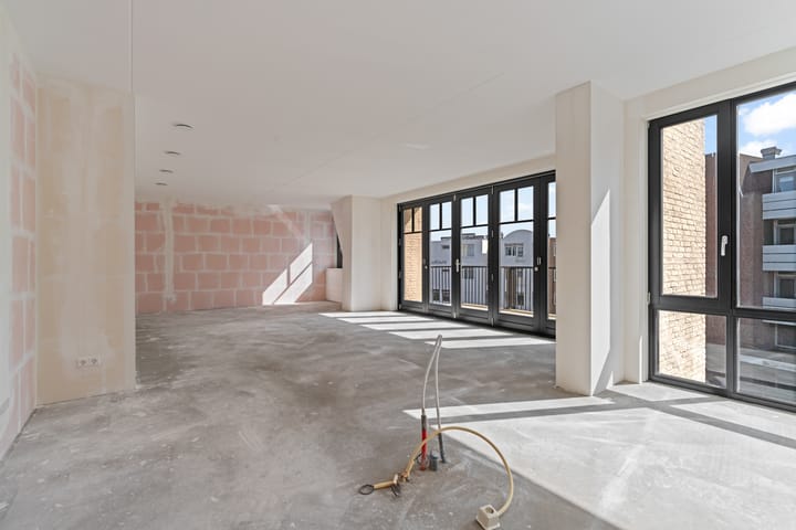 Photo 9 of Jan van Henegouwenweg 37