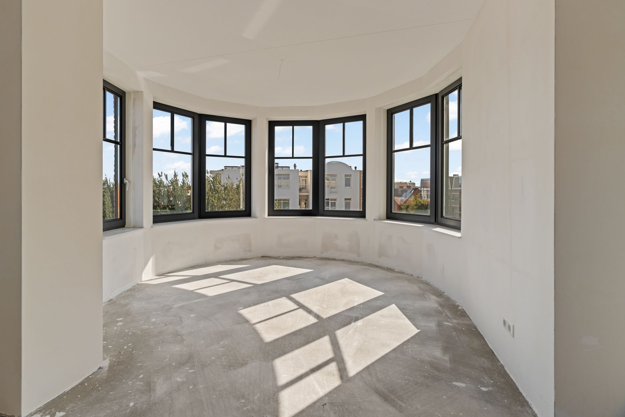 Foto 12 van Jan van Henegouwenweg 39