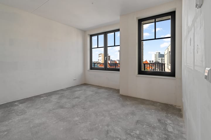 Photo 19 of Jan van Henegouwenweg 37