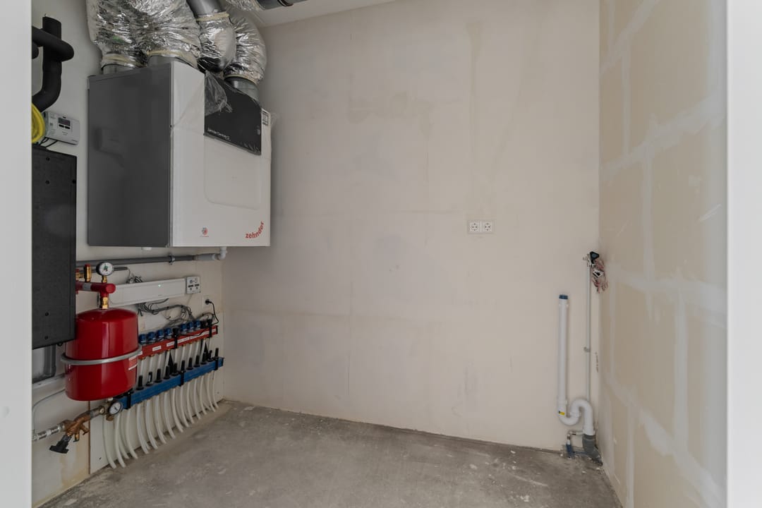 Foto 22 van Jan van Henegouwenweg 39