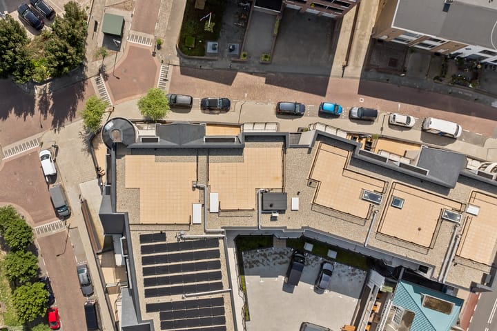 Photo 31 of Jan van Henegouwenweg 37