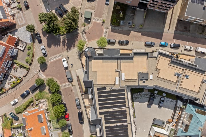 Foto 26 van Jan van Henegouwenweg 39