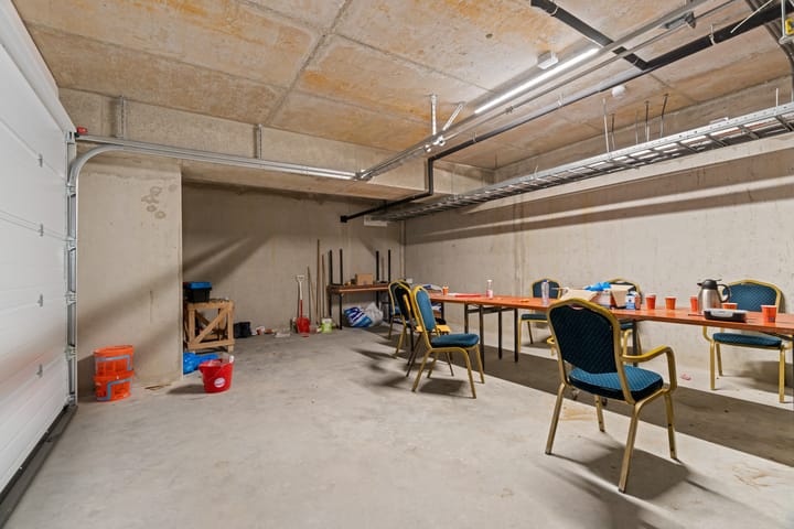 Foto 28 van Jan van Henegouwenweg 39