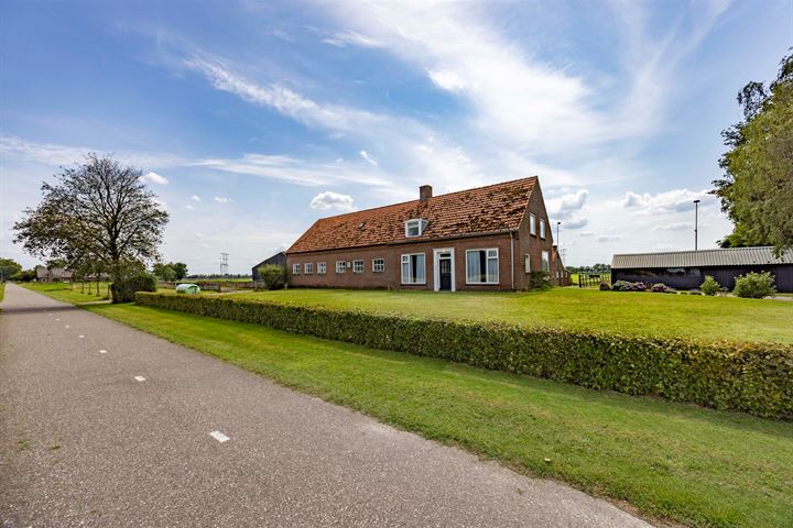 Oirschotseweg 64, Moergestel