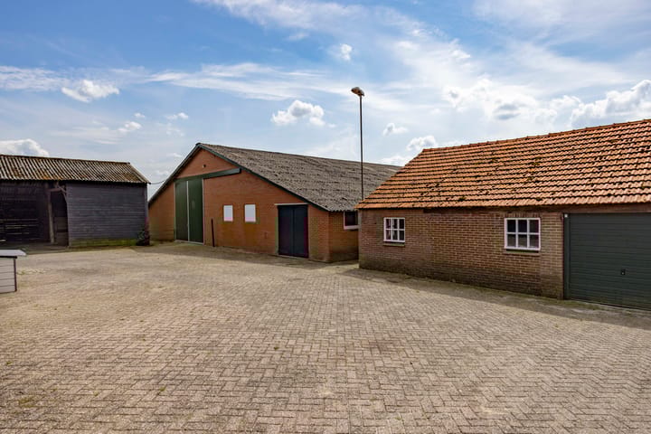 Foto 20 van Oirschotseweg 64