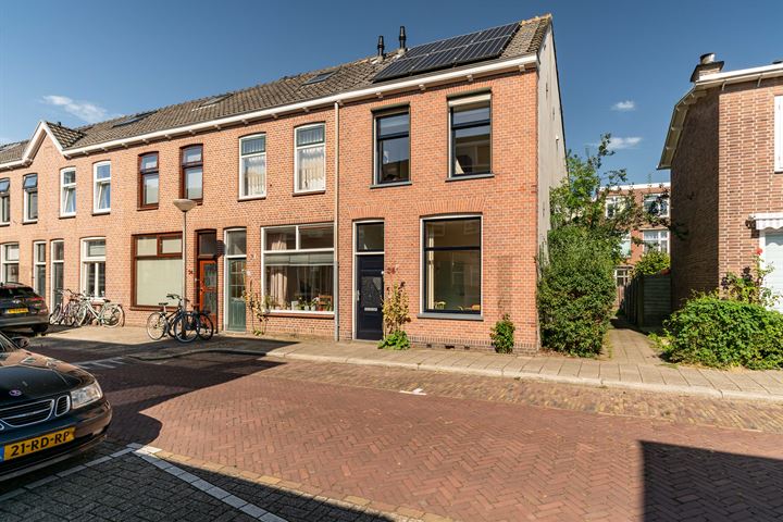 View photo 1 of Rembrandtstraat 38