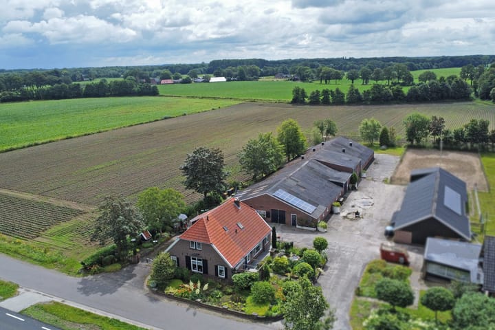 Foto 2 van Ruurloseweg 63