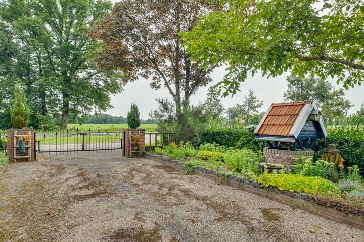 Foto 36 van Ruurloseweg 63