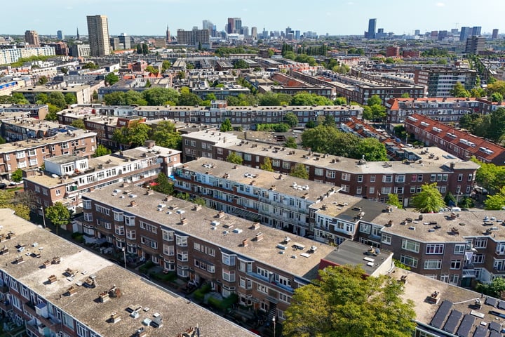 Bekijk foto 1 van Hoog Buurlostraat 88