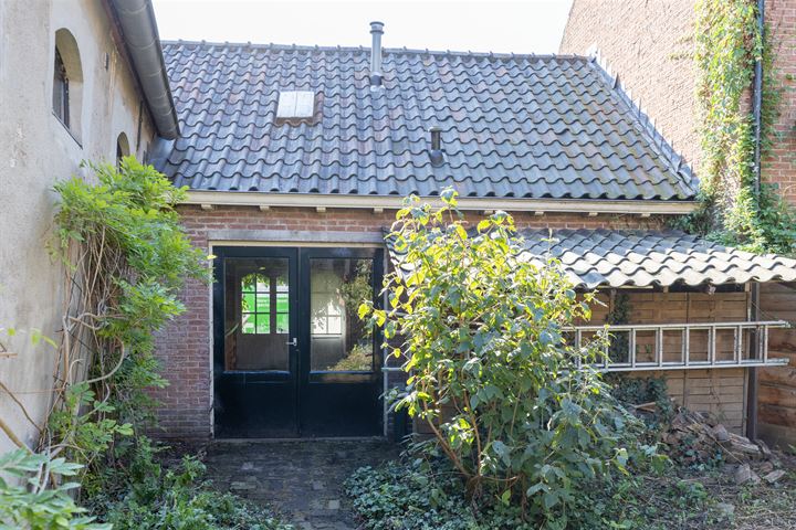 View photo 43 of Kloosterstraat 6