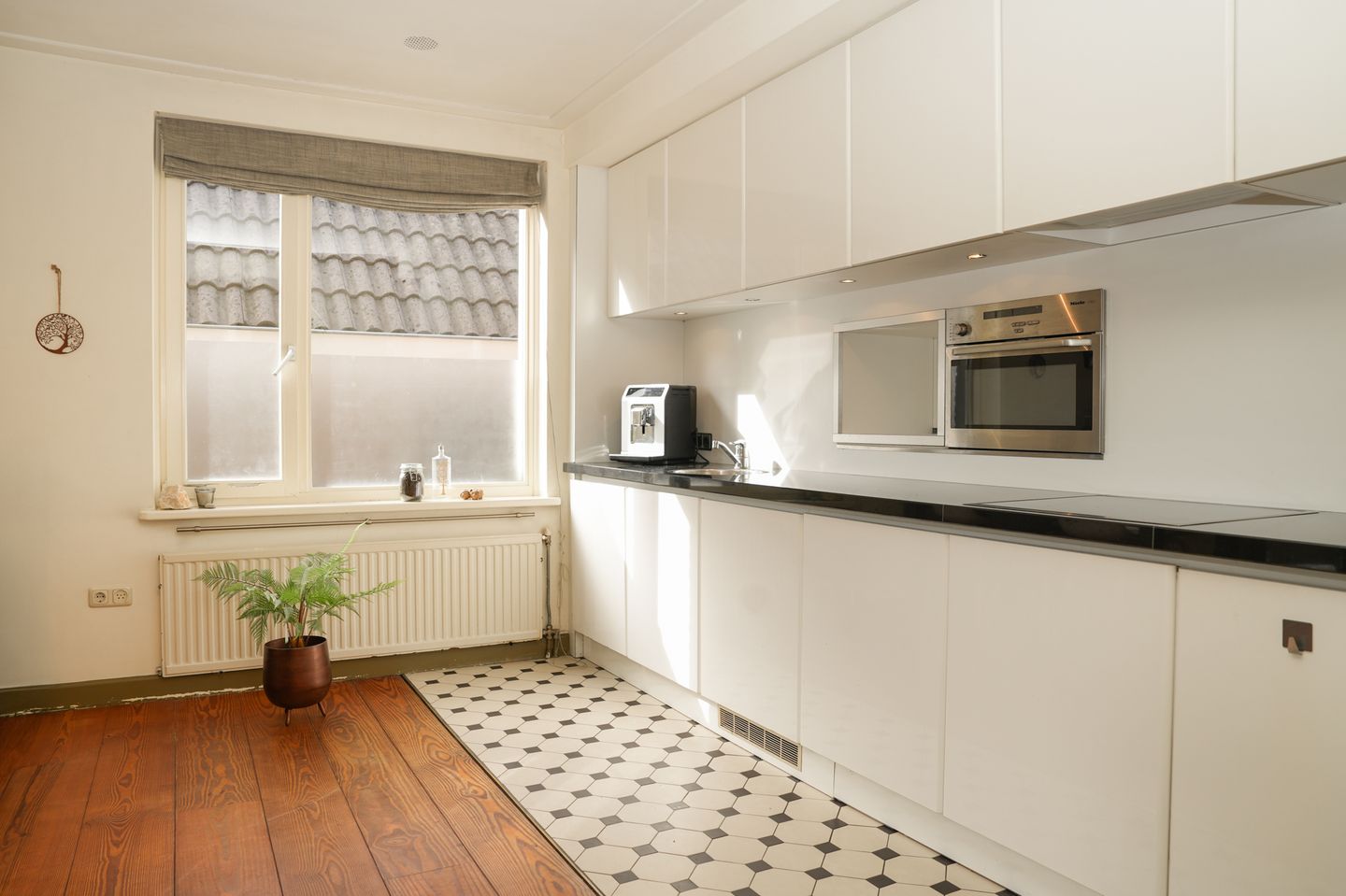 Foto 10 van Dorpsplein 22