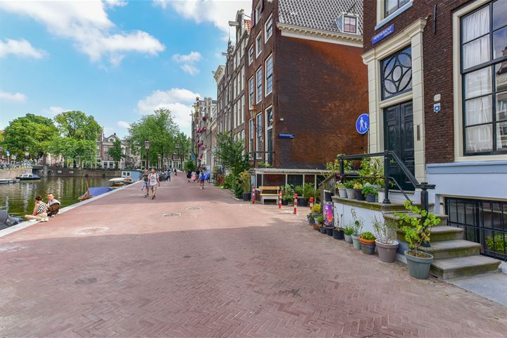 Bekijk foto 31 van Roomolenstraat 15