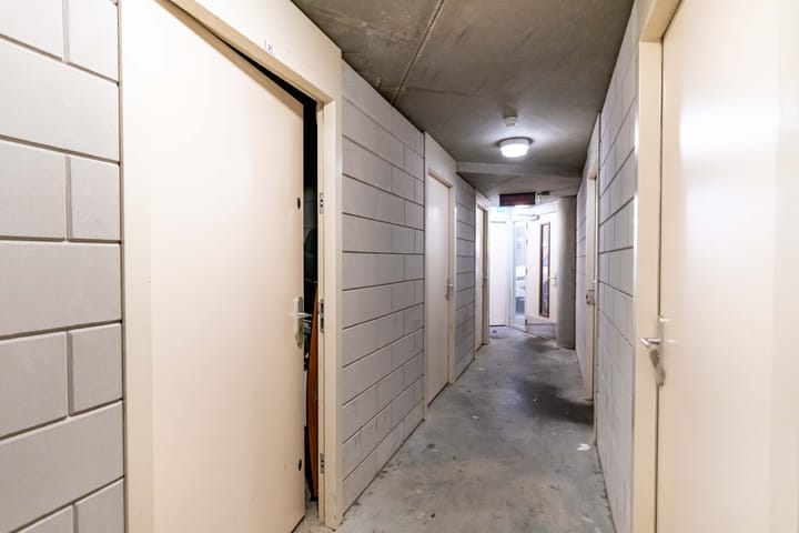 Foto 12 van Damstraat 21