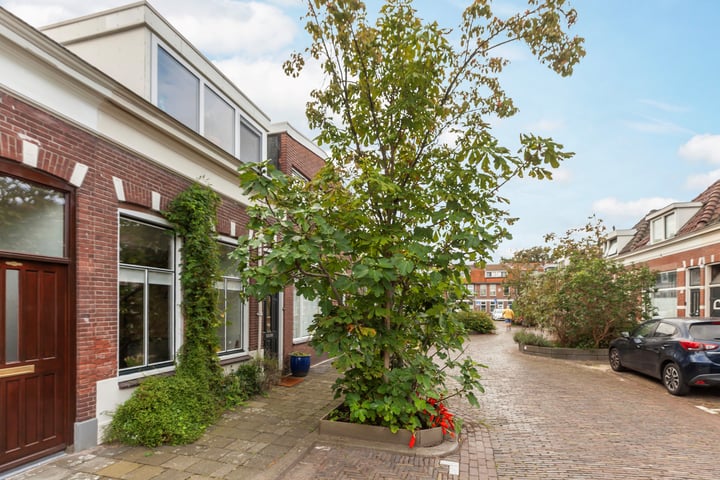 View photo 4 of Arnold Hoogvlietstraat 75