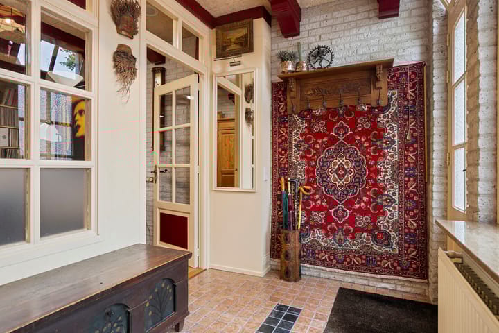 Photo 2 of Nieuwehaven 235