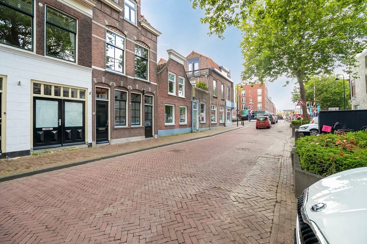 Photo 33 of Nieuwehaven 235