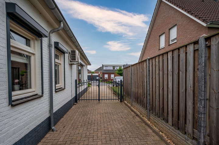 Foto 44 van De Beeretweg 29