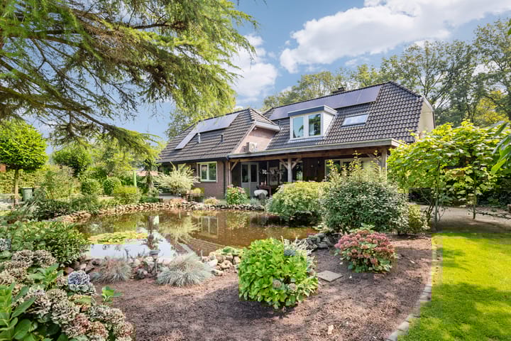 Photo 2 of Heuvelweg 26