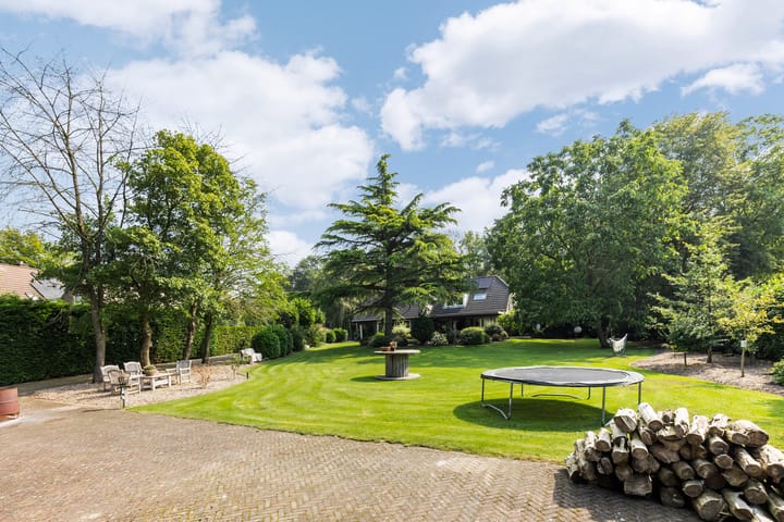 Photo 42 of Heuvelweg 26