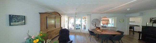 View 360° photo of Woonkamer of Heuvelweg 26