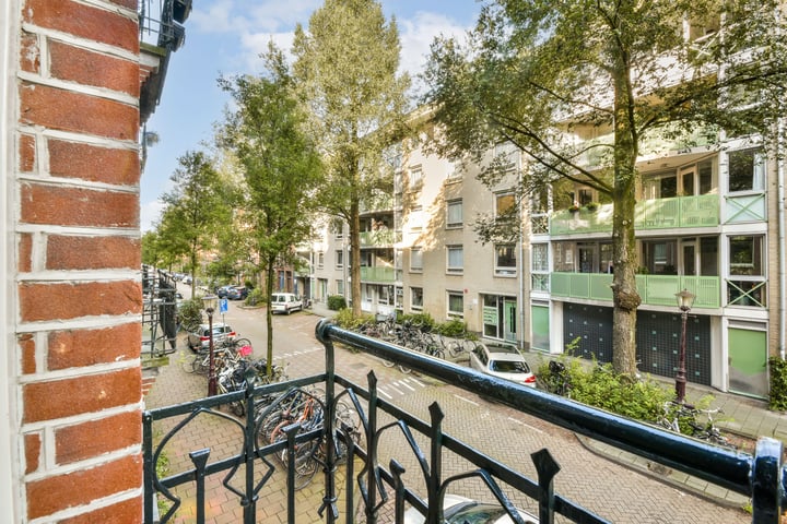 View photo 10 of Vrolikstraat 186-1