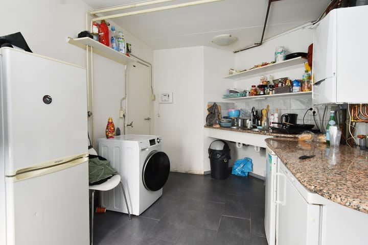 Photo 11 of Merelstraat 18