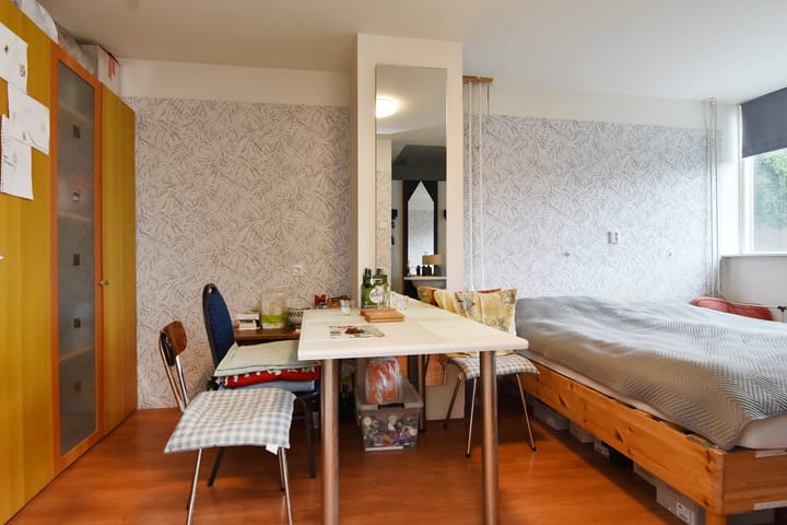 Photo 12 of Merelstraat 18