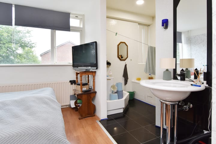 Photo 14 of Merelstraat 18