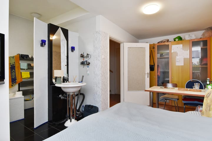 Photo 17 of Merelstraat 18