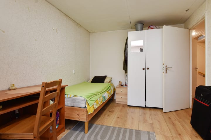 Photo 23 of Merelstraat 18