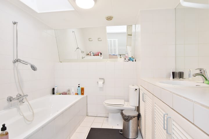 Photo 30 of Merelstraat 18