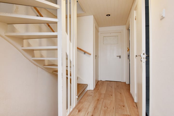 Photo 33 of Merelstraat 18