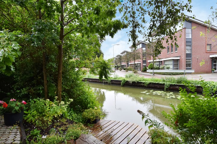 Photo 41 of Merelstraat 18