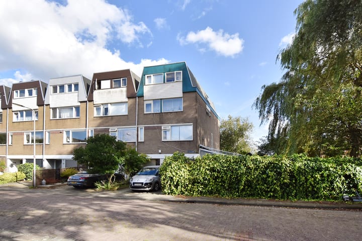 Photo 46 of Merelstraat 18