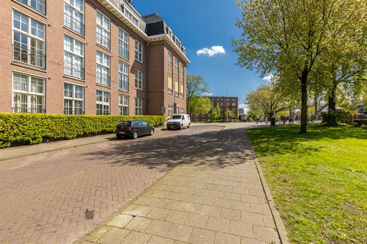 View photo 53 of Joh.M. Coenenstraat 60