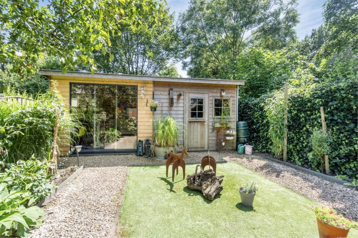 Foto 24 van Veldekestraat 18