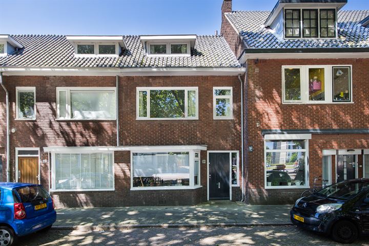 View photo 1 of Ahornstraat 50