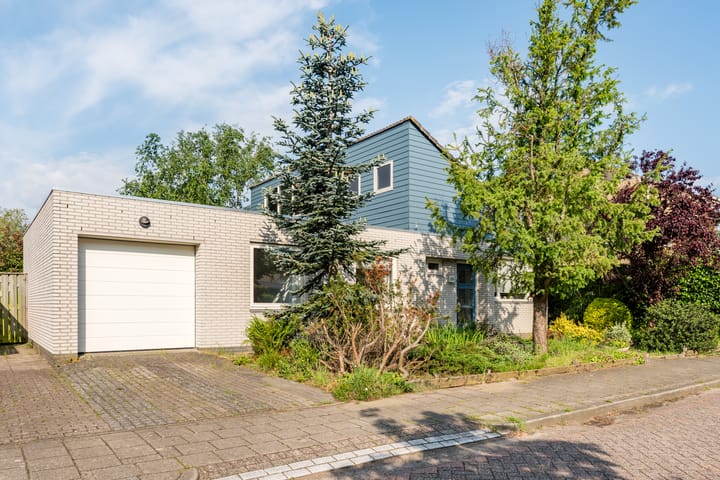 Foto 3 van Bernard Zweersstraat 25