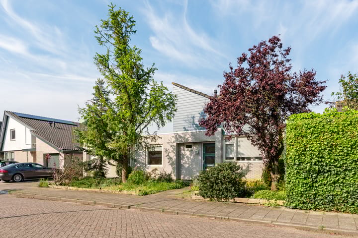 Foto 4 van Bernard Zweersstraat 25