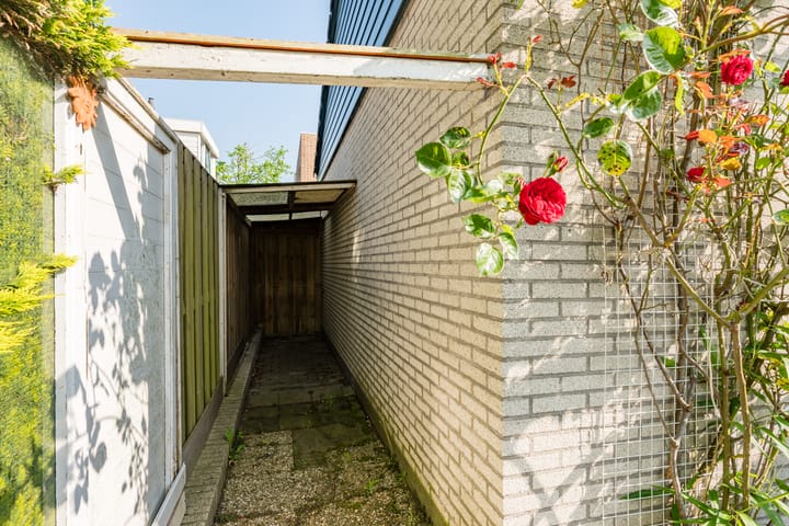 Foto 19 van Bernard Zweersstraat 25