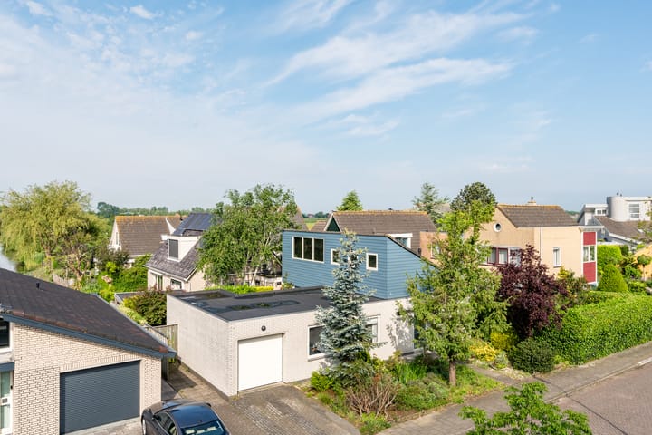 Foto 20 van Bernard Zweersstraat 25