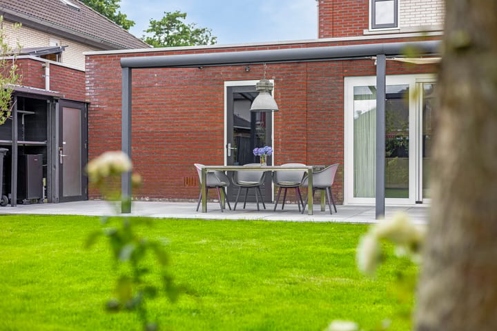 Foto 42 van Artilleriestraat 26