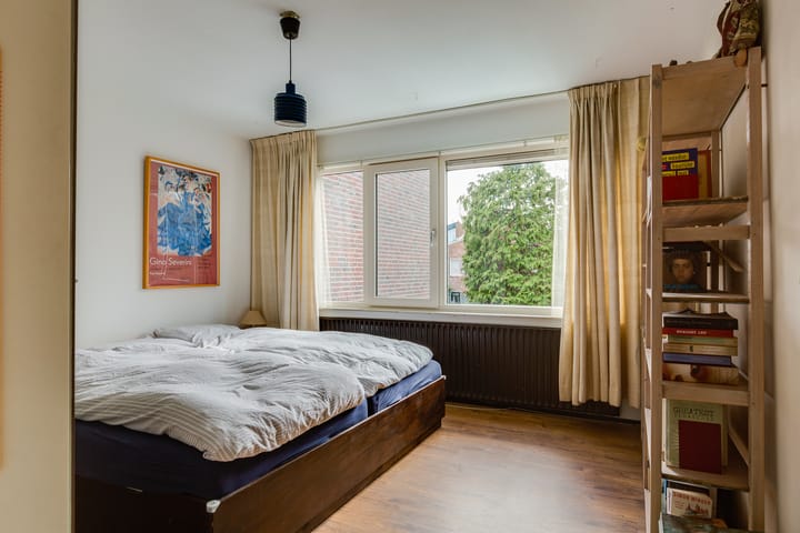 Foto 15 van Weigeliahof 10