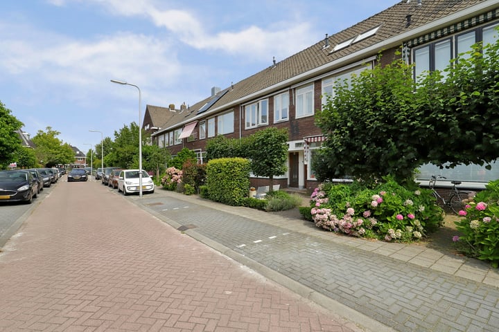 Bekijk foto 47 van Gravin Jacobastraat 38