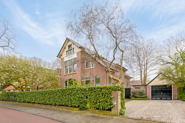 Foto 1 van Rijnsburgerweg 130