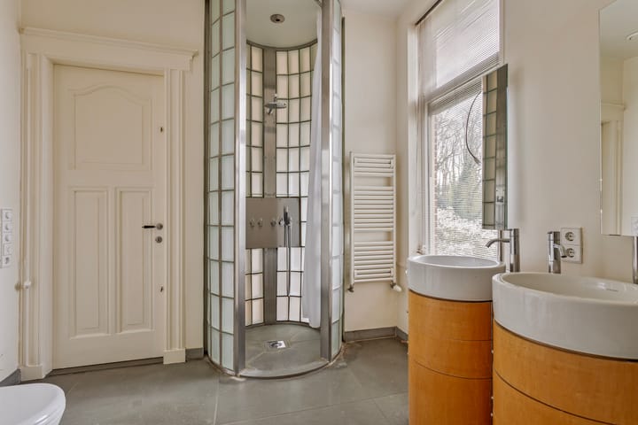 Foto 30 van Rijnsburgerweg 130