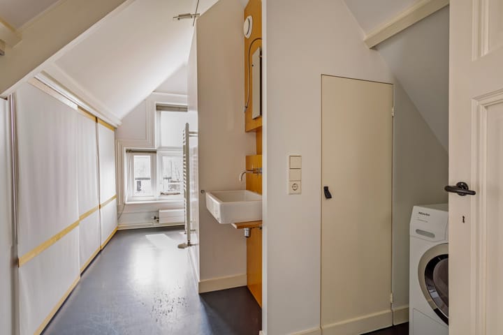 Foto 36 van Rijnsburgerweg 130