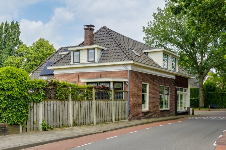 View photo 37 of Molenweg 2