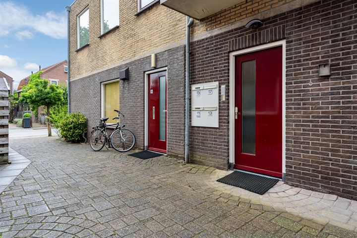 Bekijk foto 2 van Molenstraat 15