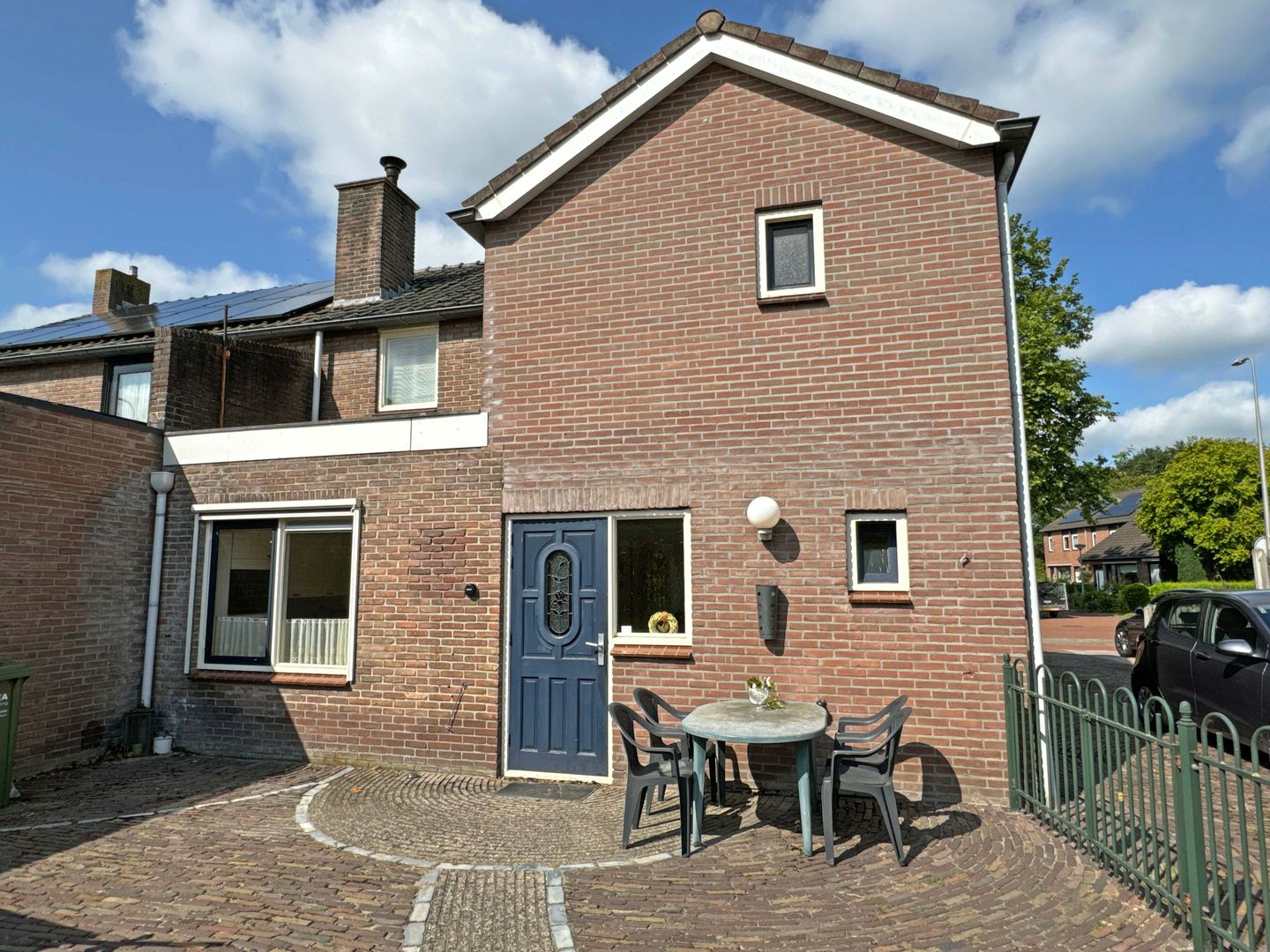 Foto 10 van Looweg 42